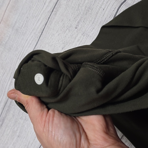 Lululemon Align High-Rise Crop 23"Army Green Size 20 - Picture 6 of 7